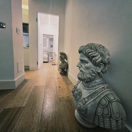 アパート B89 Luxury Gallery House Piazza Di Spagna ローマ