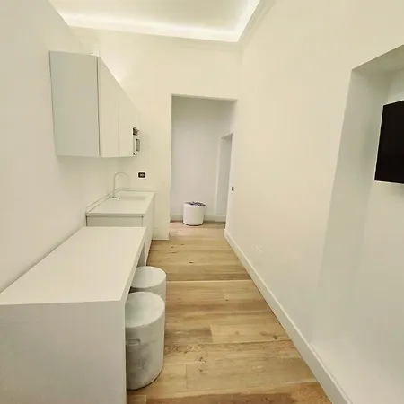 B89 Luxury Gallery House Piazza Di Spagna Řím