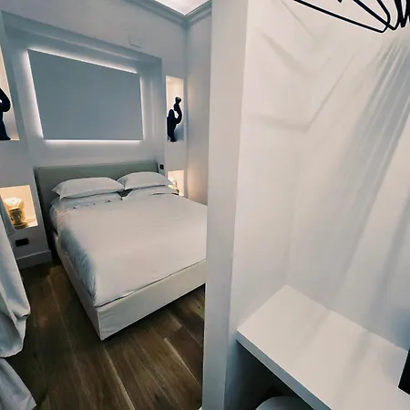B89 Luxury Gallery Piazza Di Spagna Appartement *