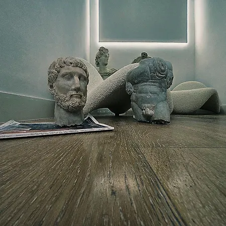 B89 Luxury Gallery House Piazza Di Spagna רומא