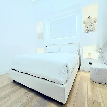 B89 Luxury Gallery House Piazza Di Spagna Apartman *